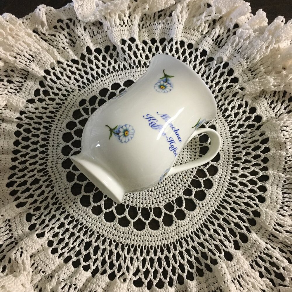 Cottagecore Eilles Design Annaburg Germany Porcelain Daisy Creamer Pitcher VTG